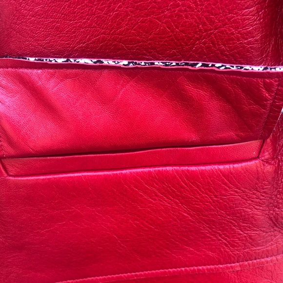 Chanel red leather jacket - Picture 6 of 10